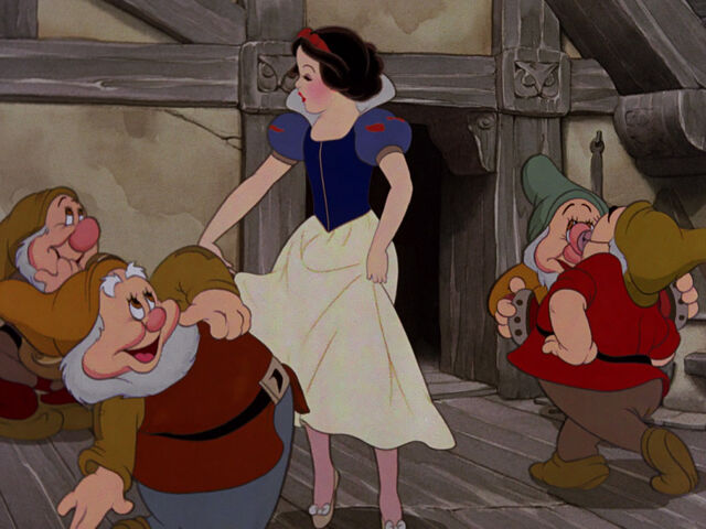 File:Snow-white-disneyscreencaps.com-6275.jpg