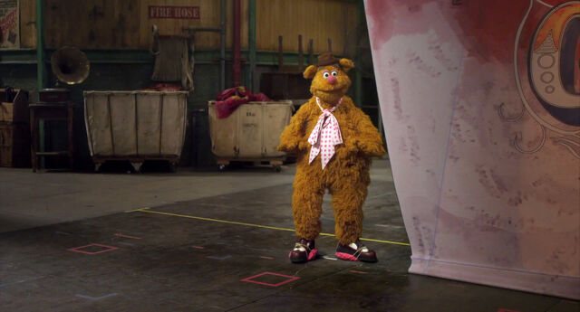 File:Muppets2011Trailer01-1920 14.jpg