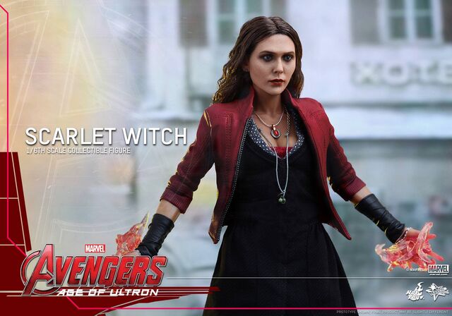 File:Scarlet Witch Hot Toys 05.jpg