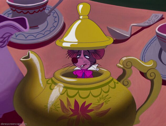 File:Alice-disneyscreencaps com-4890.jpg