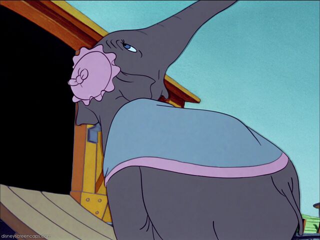 File:Dumbo-disneyscreencaps com-293.jpg