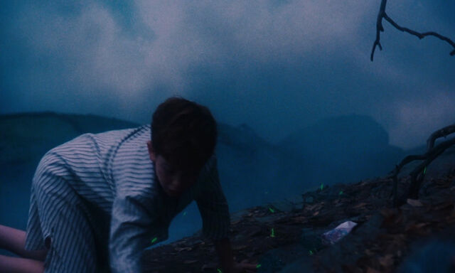 File:James-giant-peach-disneyscreencaps com-1525.jpg