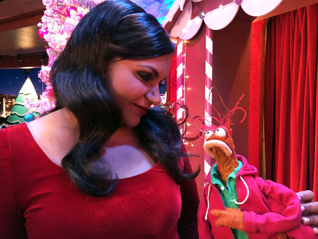 File:Mindy and Pepe.jpeg