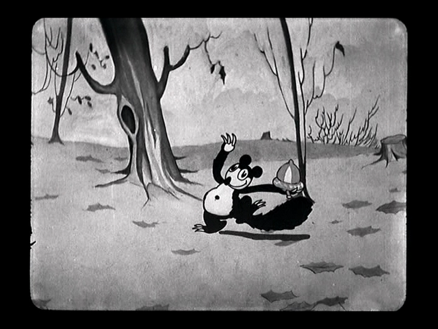 File:Squirrel during fall.png