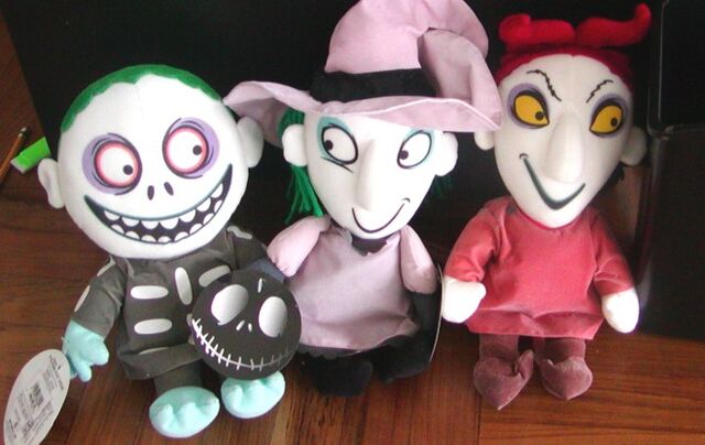 File:LockShockBarrel Plush1.jpg
