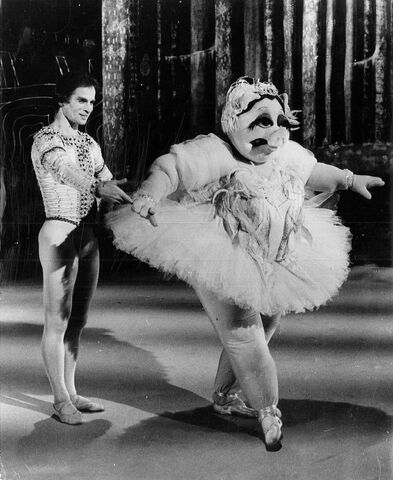 File:Nureyev03.jpg