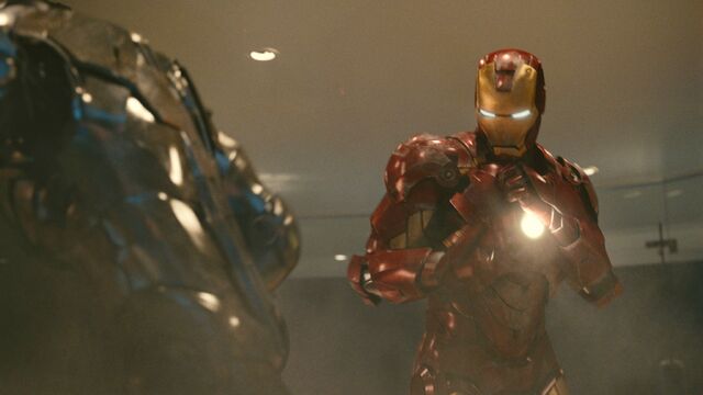 File:TonyVsRhodeyArmor-IM2.jpg