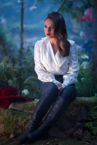 File:Oz the Great and Powerful 23.jpg