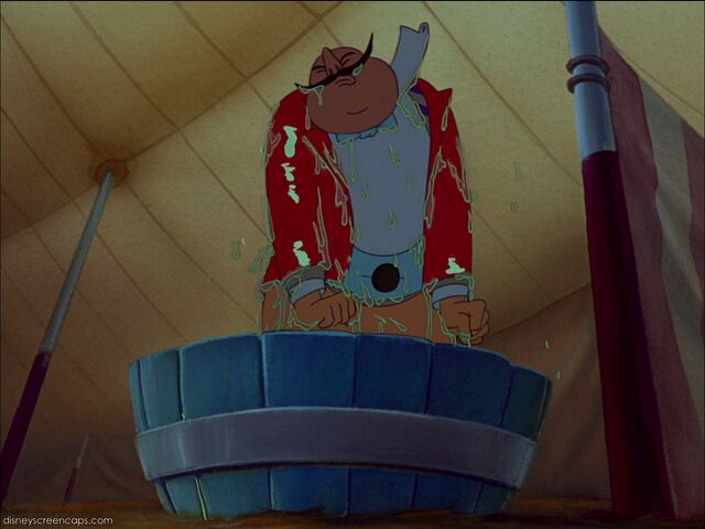 File:Dumbo-disneyscreencaps com-2025.jpg