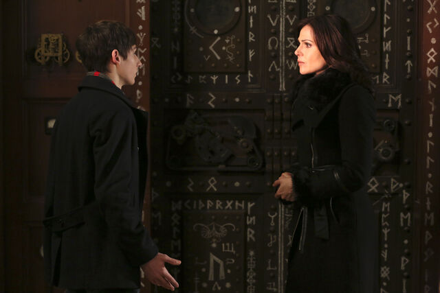 File:OUAT S5 20 02.jpg