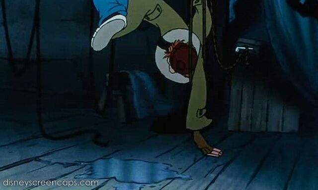 File:Oliver-disneyscreencaps.com-6142.jpg