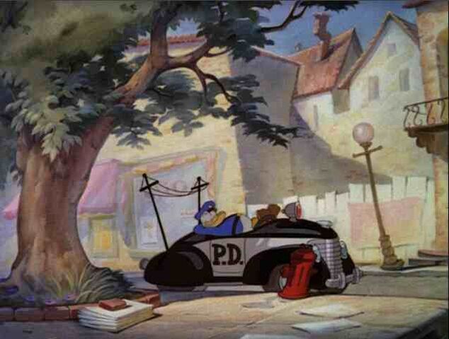 File:131-002estsnooze.jpg