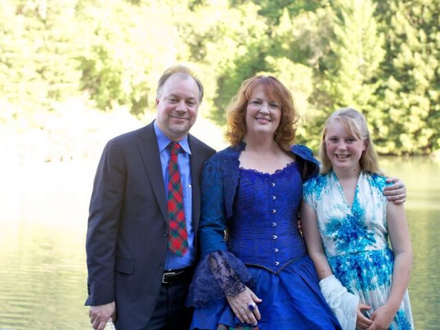 File:Lima family.jpg