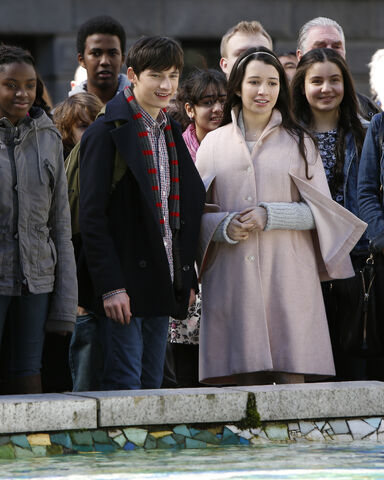 File:OUAT S5 23 50.jpg