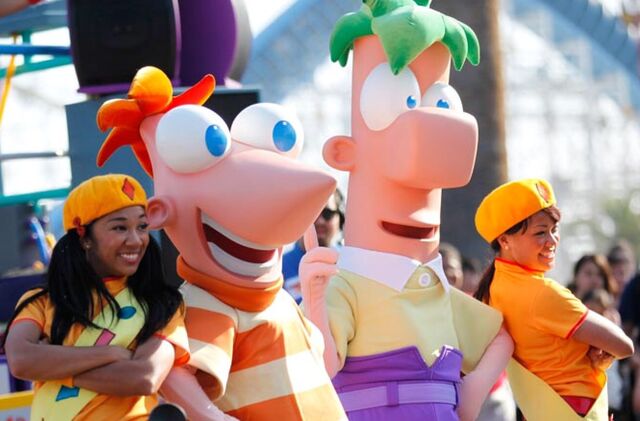 File:PhineasFerb disneyparks.jpg