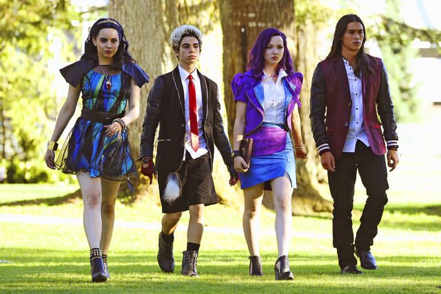 File:Descendants-134.jpg