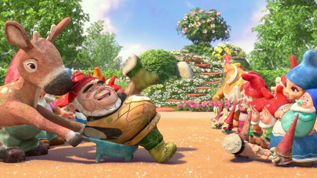 File:Gnomeo-juliet-disneyscreencaps.com-8981.jpg