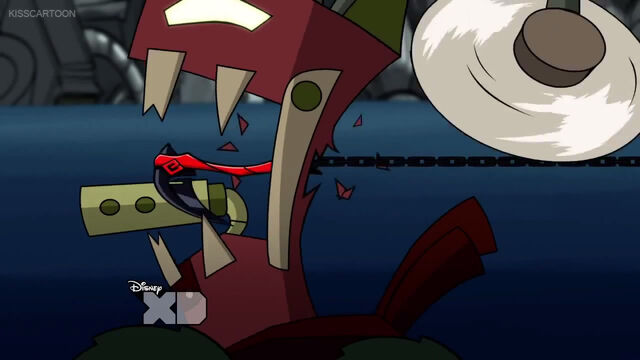 File:Destructo Bot chainsickle slice.jpg