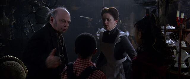File:Haunted-mansion-disneyscreencaps.com-4402.jpg