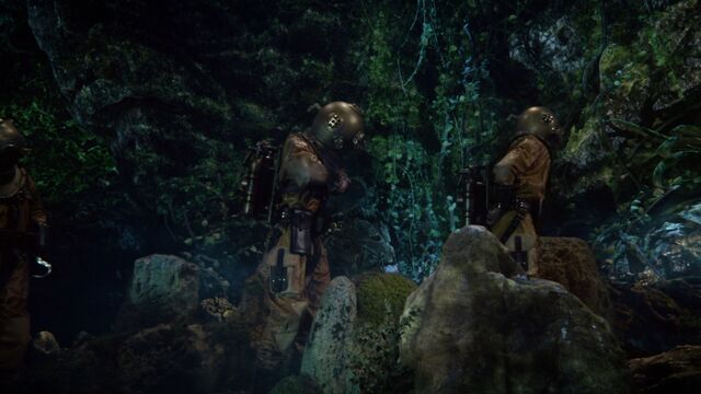 File:Once Upon a Time - 6x06 - Dark Waters - Searching for Treasure.jpg
