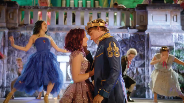File:Descendants-182.png