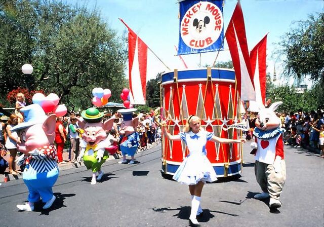 File:Mickey mouse club parade.jpg