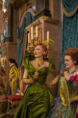 File:Cinderella 2015 44.jpg