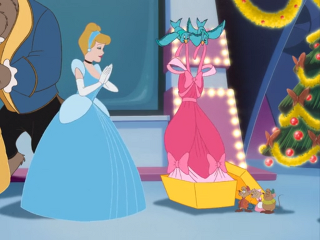 File:Cinderella's dress MMCSIATTHOM.png