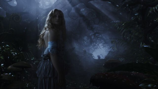 File:Tim Burtons Alice in Wonderland 08.jpg