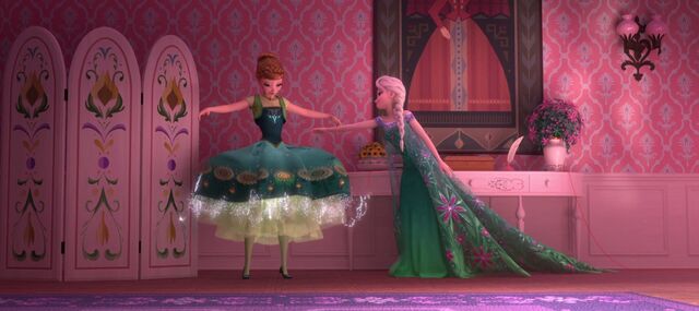 File:Frozen fever 15.jpg