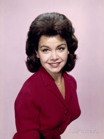 File:Annette-funicello-1961.jpg