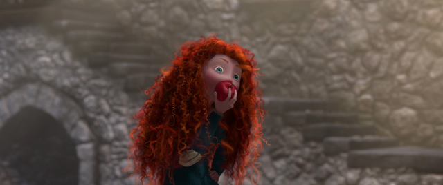 File:Merida eats an Apple.png
