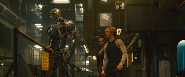 File:Ultron-Pietro-Wanda-AOU.jpg