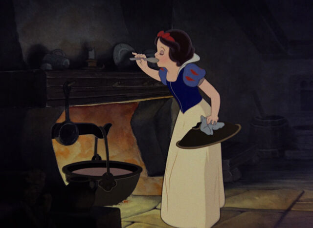 File:Snow-white-disneyscreencaps.com-4452.jpg