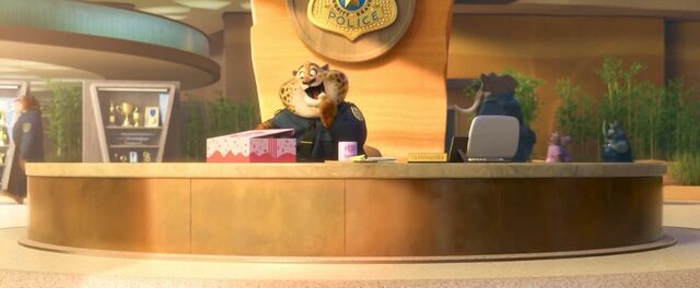 File:Clawhauser eating deleted.jpg