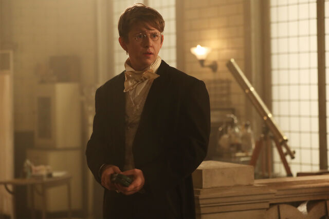 File:Once Upon a Time - 6x04 - Strange Case - Photgraphy - Dr. Jekyll 4.jpg