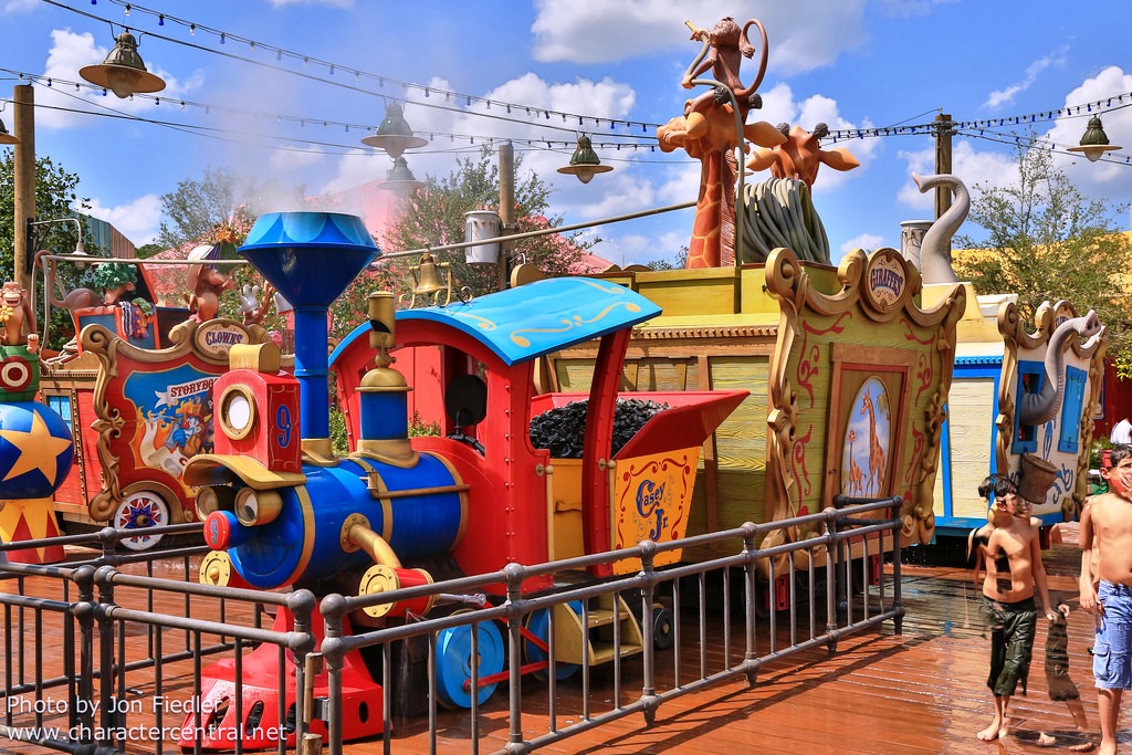 Casey Jr. Splash 'n' Soak Station | Disney Wiki | Fandom powered by Wikia