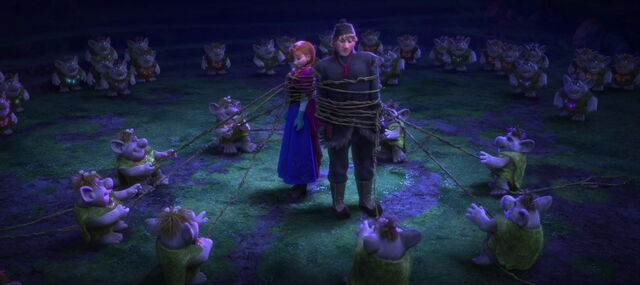 File:Frozen-disneyscreencaps.com-7840.jpg