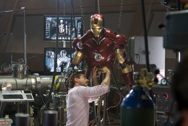 File:TonyTweakingMarkIII-IM.jpg