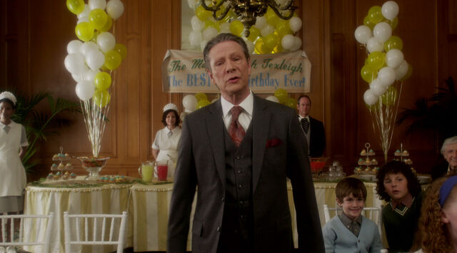 File:TheMuppets-DeletedScene-BirthdayParty.jpg