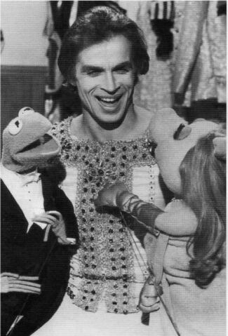 File:Nureyev05.jpg