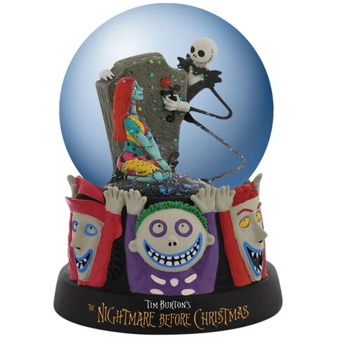 File:JackSallyLSB Waterglobe.jpg