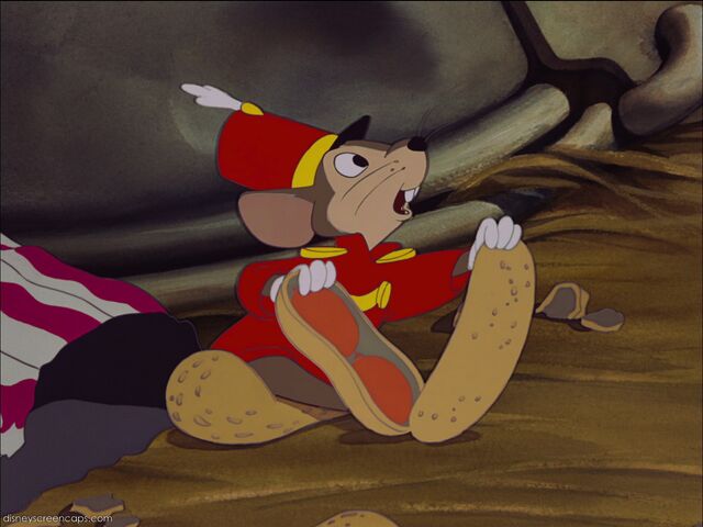 File:Dumbo-disneyscreencaps com-2118.jpg
