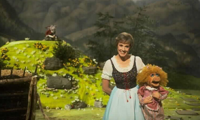 File:Julie Andrews04.jpg