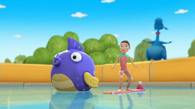 File:Squeakers and surfer girl.jpg
