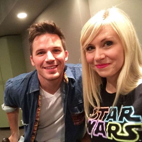File:Ashley Eckstein Matt Lanter SW.jpg
