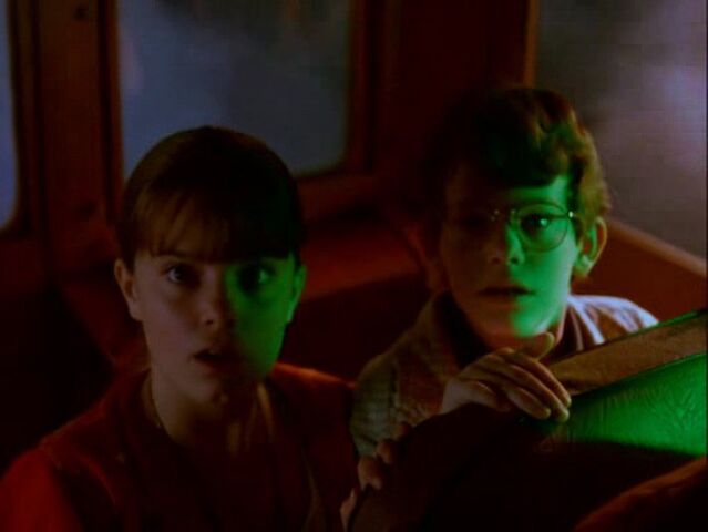 File:Halloweentown-disneyscreencaps.com-2721.jpg