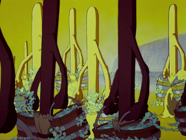 File:Fantasia-disneyscreencaps com-2540.jpg