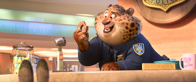 File:Clawhauser Donut.png