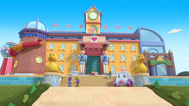 File:Welcome to McStuffinsville-194.jpg